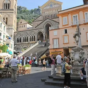La Piazzetta Πανσιόν
