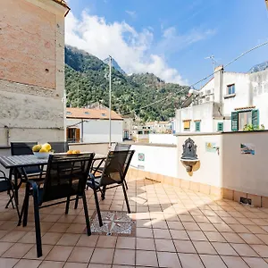 Apartment Ziro House, Amalfi