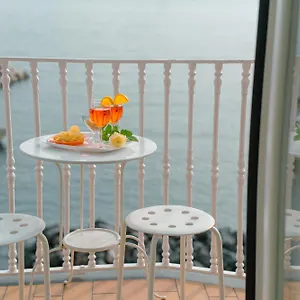 Dimore De Luca- Sea View Pensión